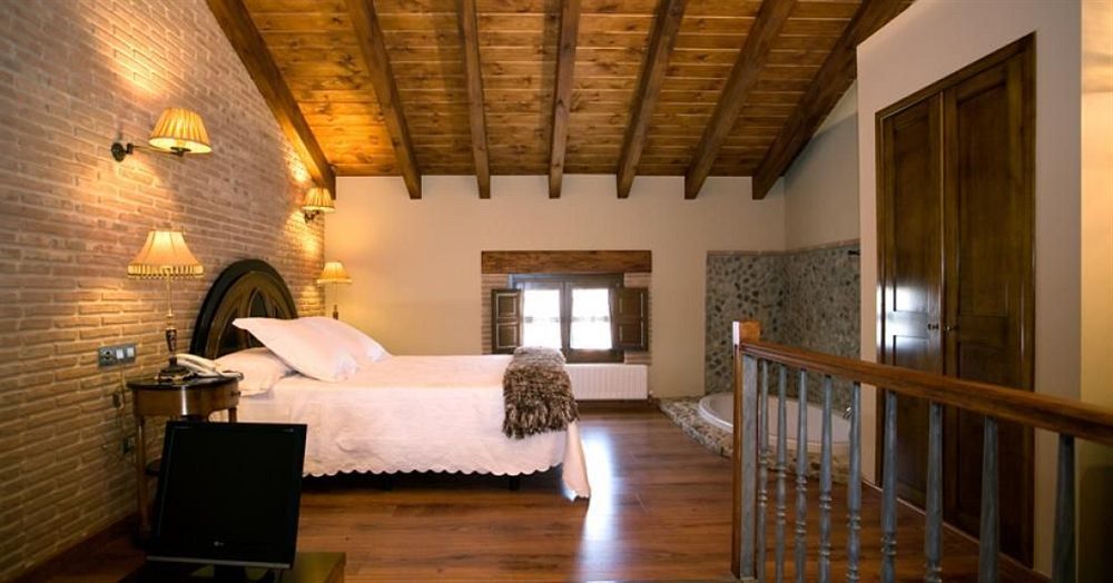 Posada Los Condestables Hotel & Spa Villalpando Exterior photo