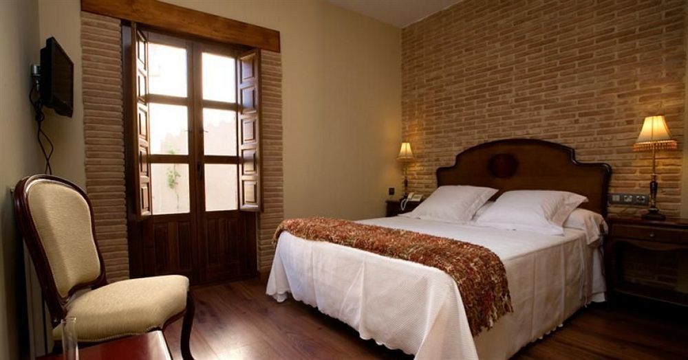 Posada Los Condestables Hotel & Spa Villalpando Exterior photo